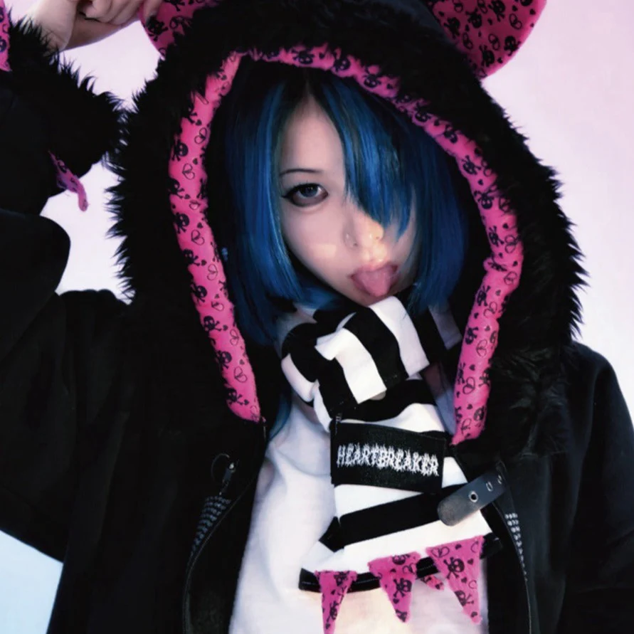 Heartbreaker Oversized Full Zip Hoodie - Image 4