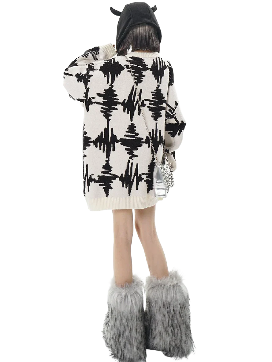 'Interference' Oversized Knit Sweater - Image 4