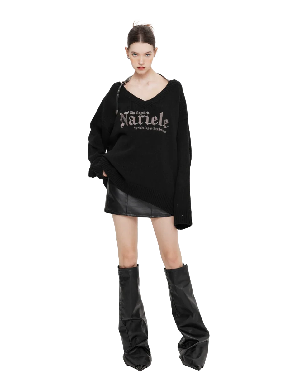 Nariele Belted V-Neck Knit Sweater - Image 5