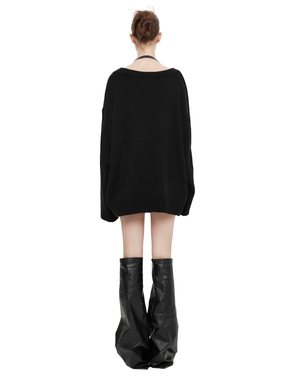 Nariele Belted V-Neck Knit Sweater - Image 7