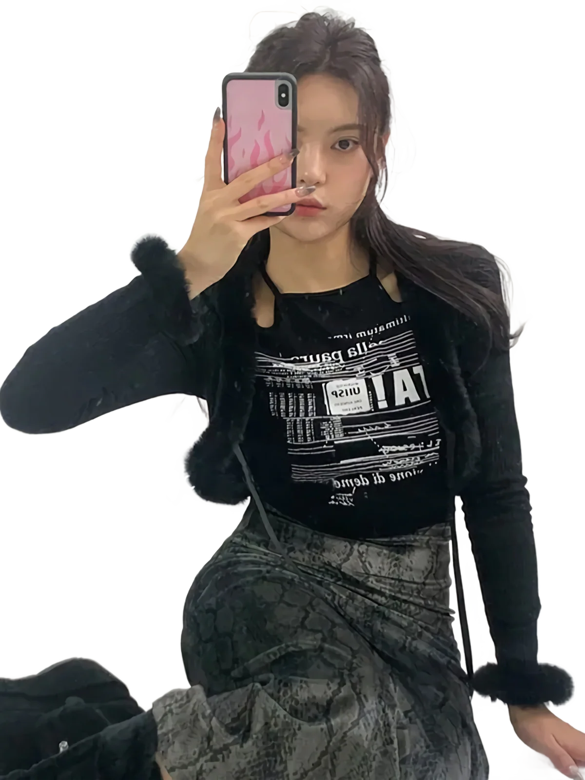 'Seoul Nights' Custom Print Long Sleeve Crop Tee - Image 6