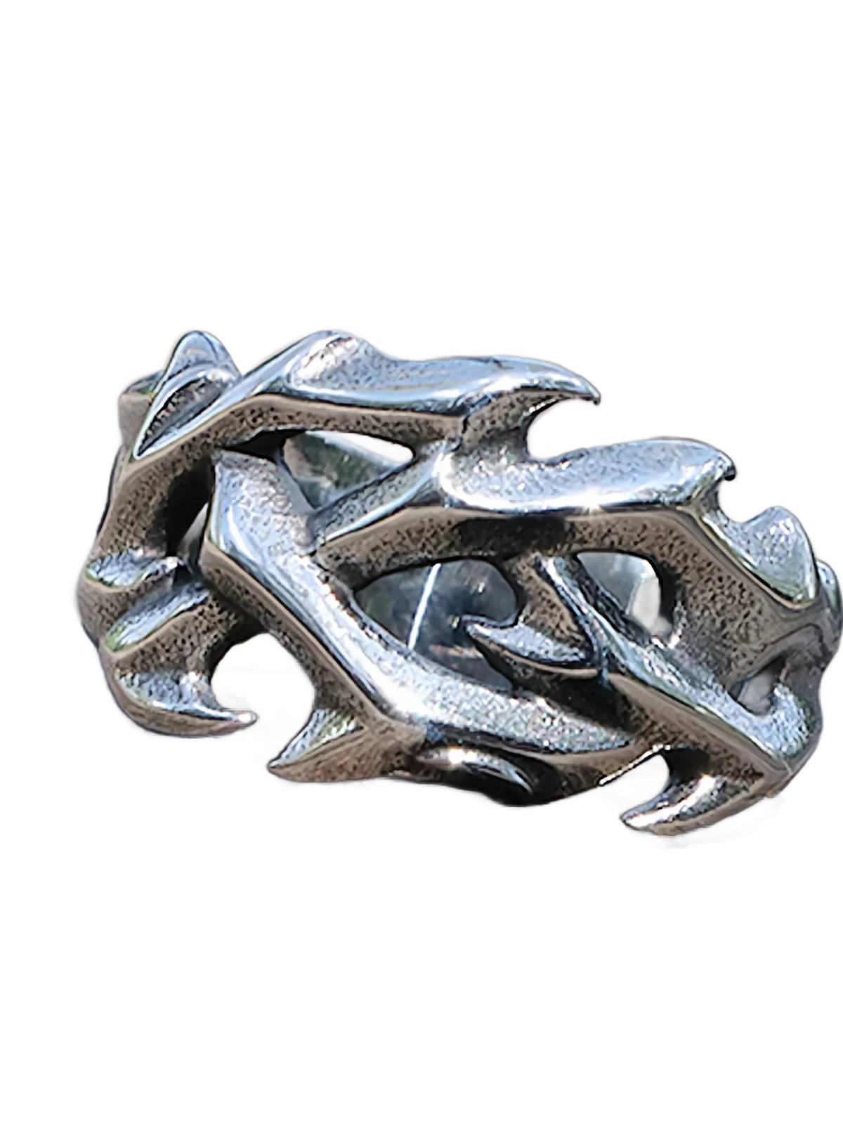Thorn Embrace Metal Ring - Image 5